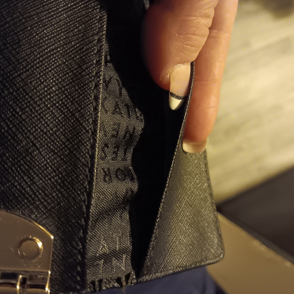 Kate Spade Keyholder - Picture 3 of 6